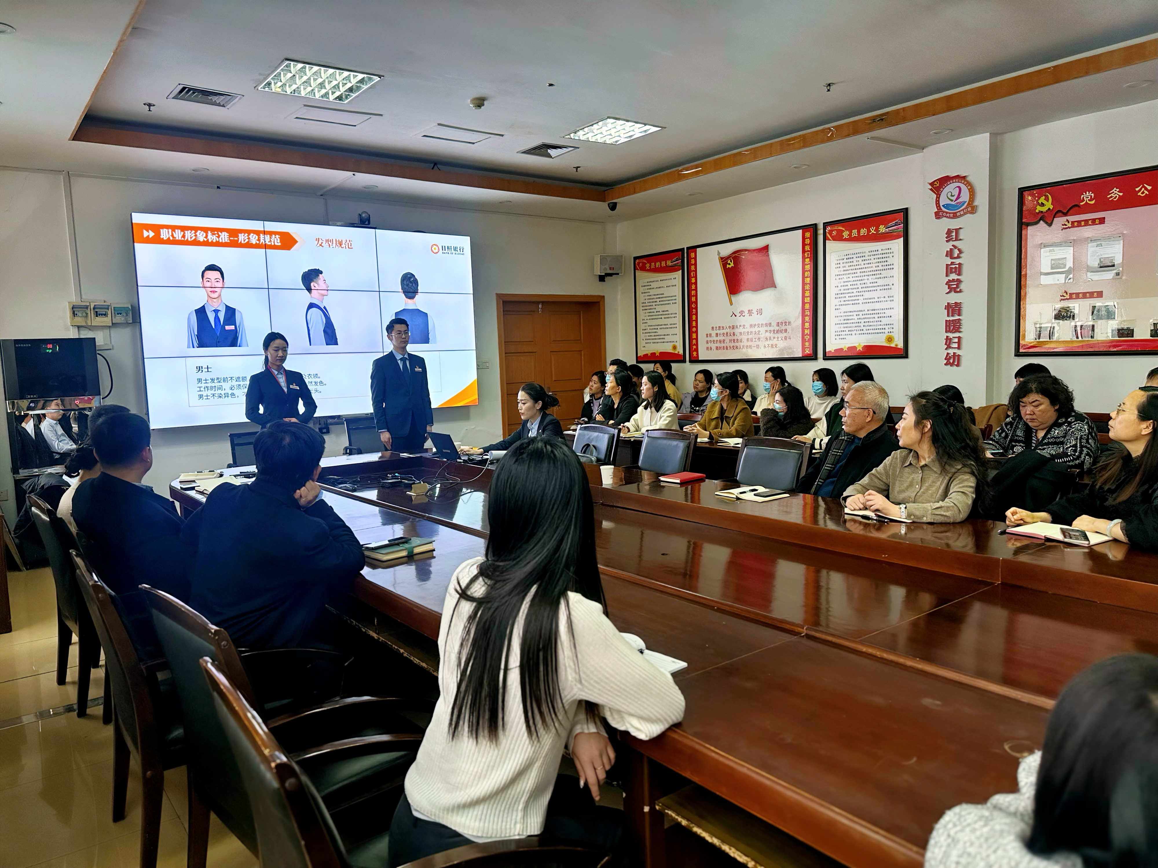 日照市妇幼保健院召开业务能力提升培训会议(图2)