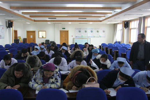 市妇幼保健院组织新职工进行消防安全考试及实战演练(图1)