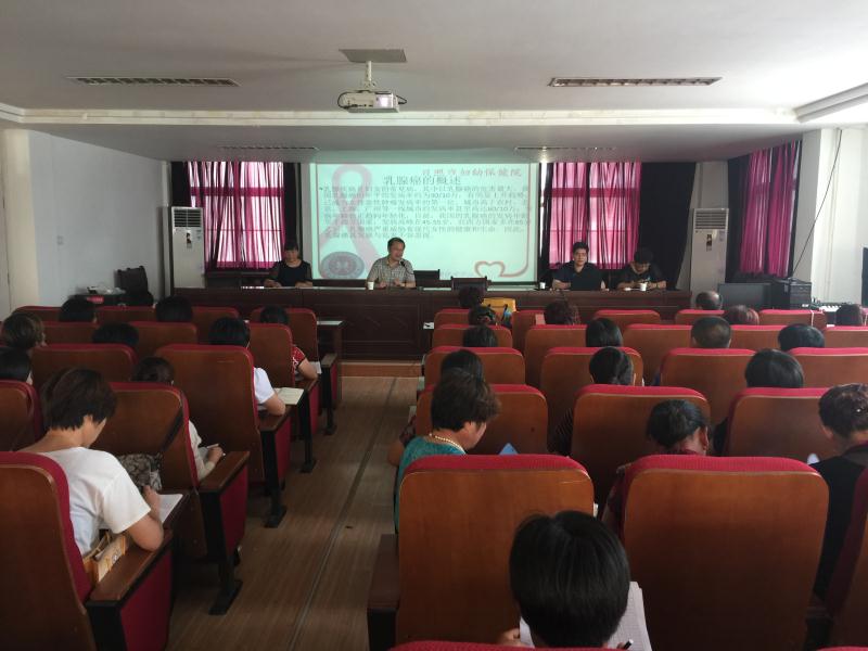 降低出生缺陷，提高出生人口素质 ——记市妇保院进乡村（社区）公益性讲座(图1)