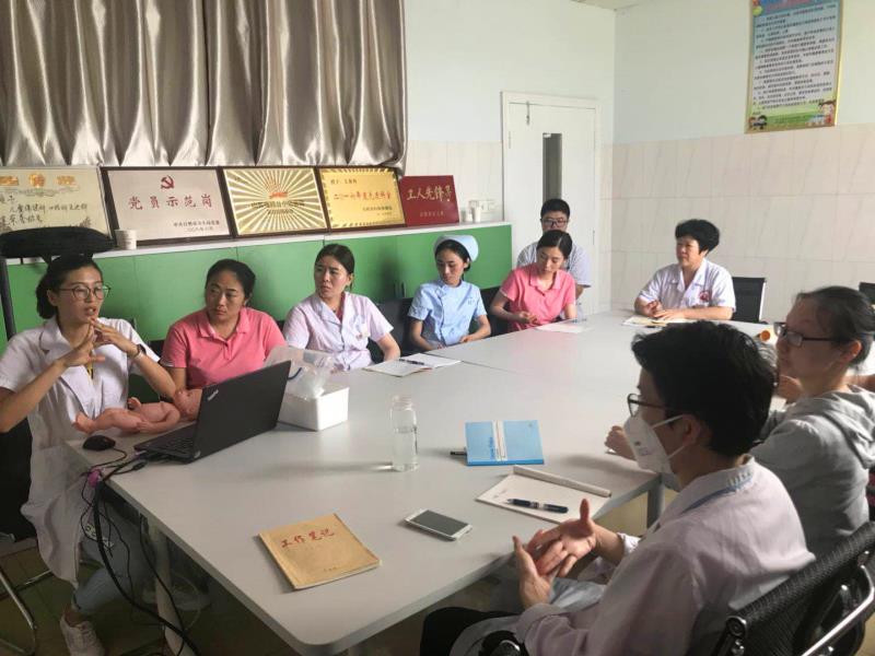 做宝宝生命健康的守护者——我院儿保科开展急救技能培训(图2)