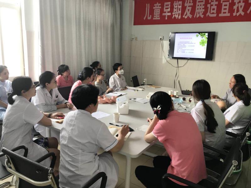做宝宝生命健康的守护者——我院儿保科开展急救技能培训(图1)