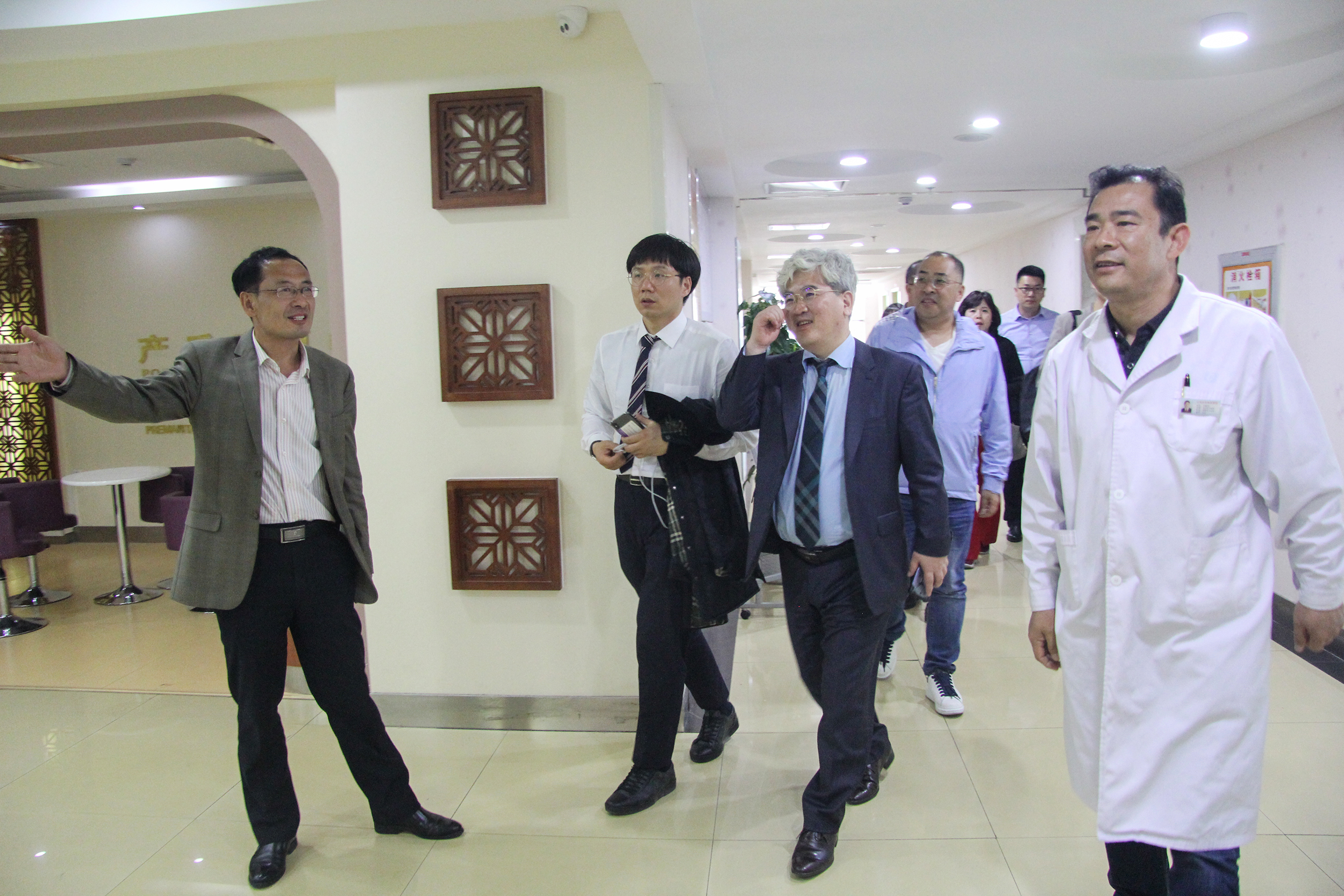 韩国大邱医疗考察团来市妇幼保健院参观交流(图2)