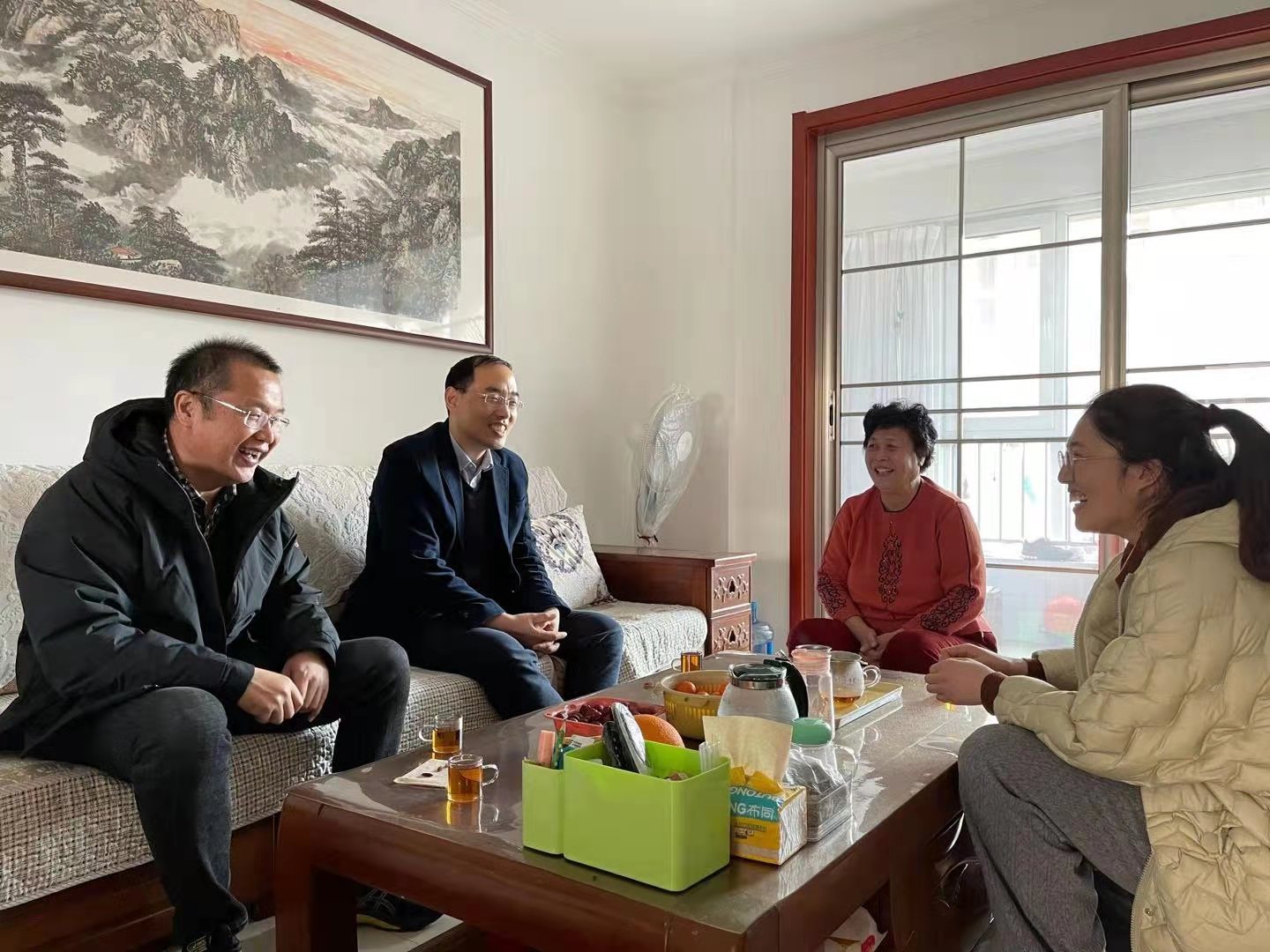 市妇保院走访慰问援疆医护人员(图1)