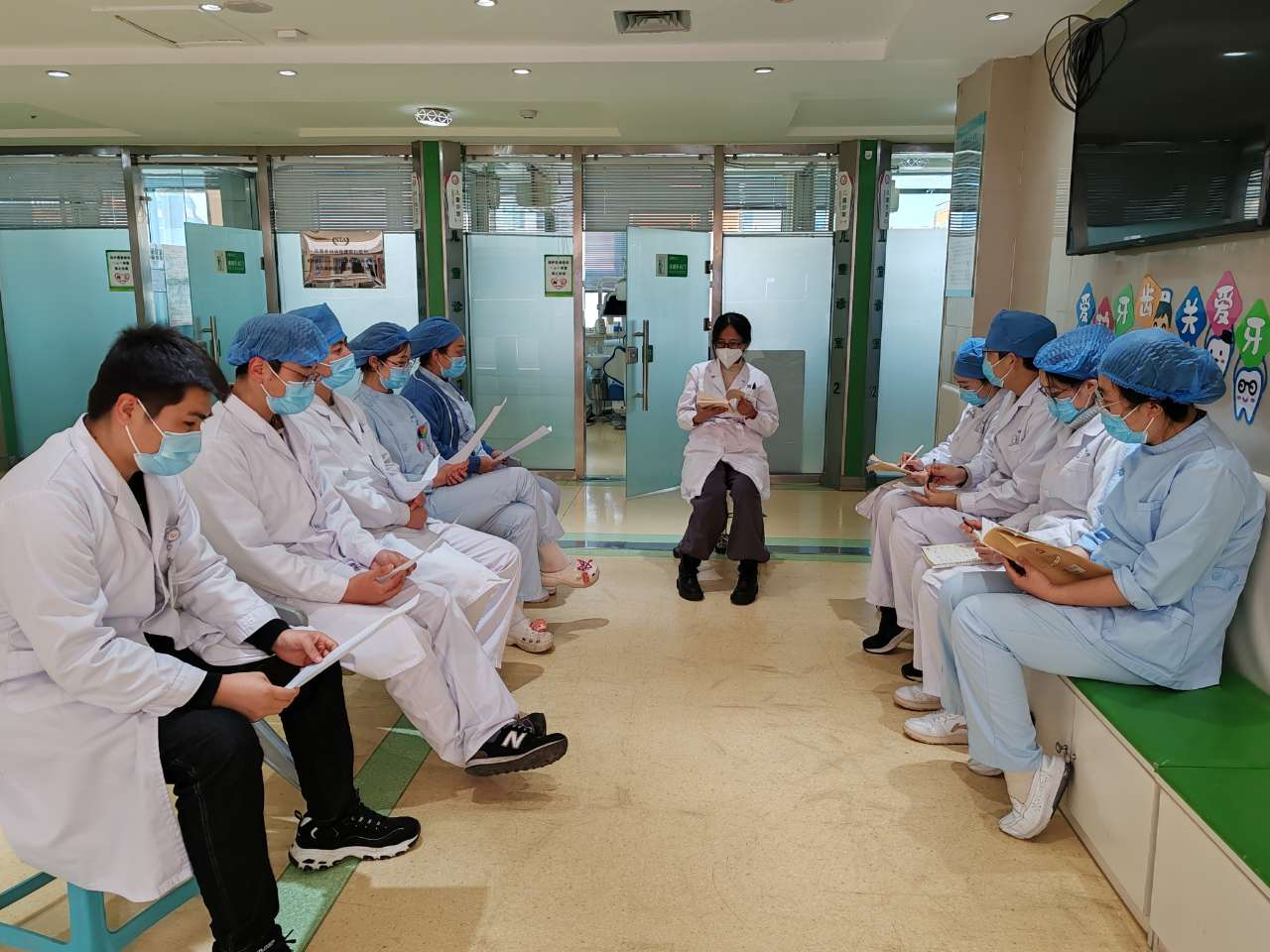 市妇幼保健院青年理论学习小组开展12份集中学习(图2)